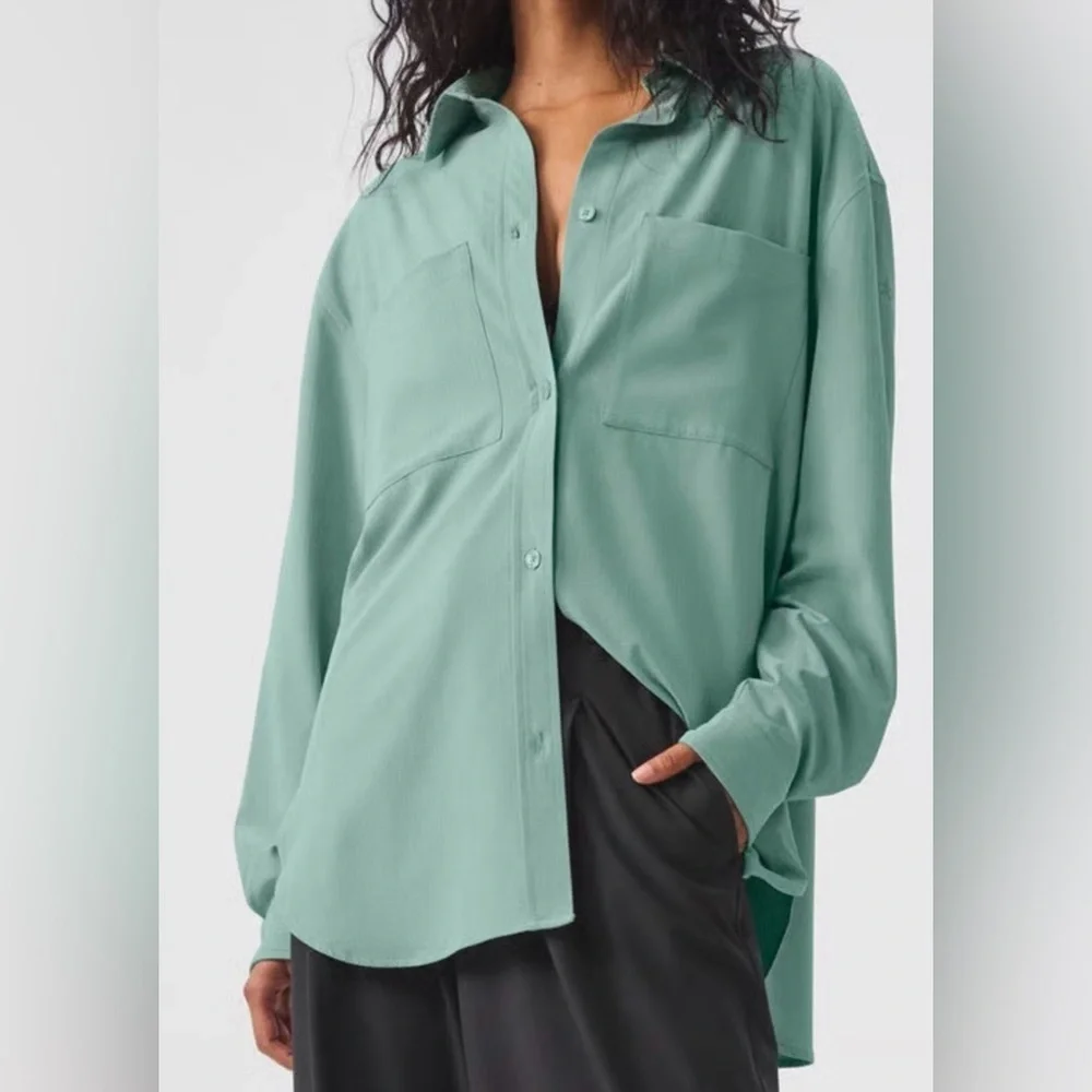 ALO Yoga Dreamscape Button Down Long Sleeve Seafoam Green Size Medium